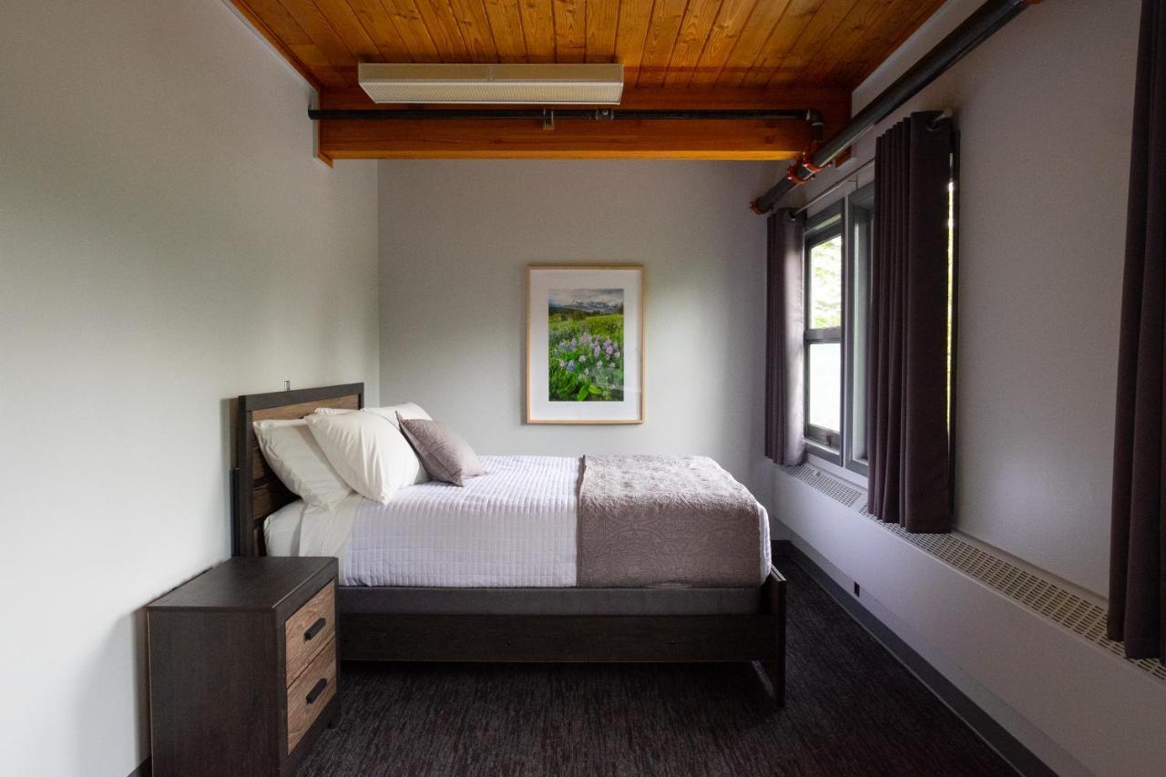 Seward Adventure Lodge 외부 사진